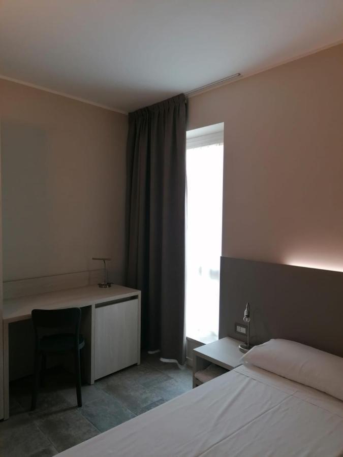 Hotel Europa ดอสโซบัวโน ภายนอก รูปภาพ