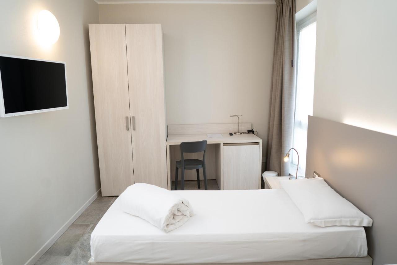 Hotel Europa ดอสโซบัวโน ภายนอก รูปภาพ