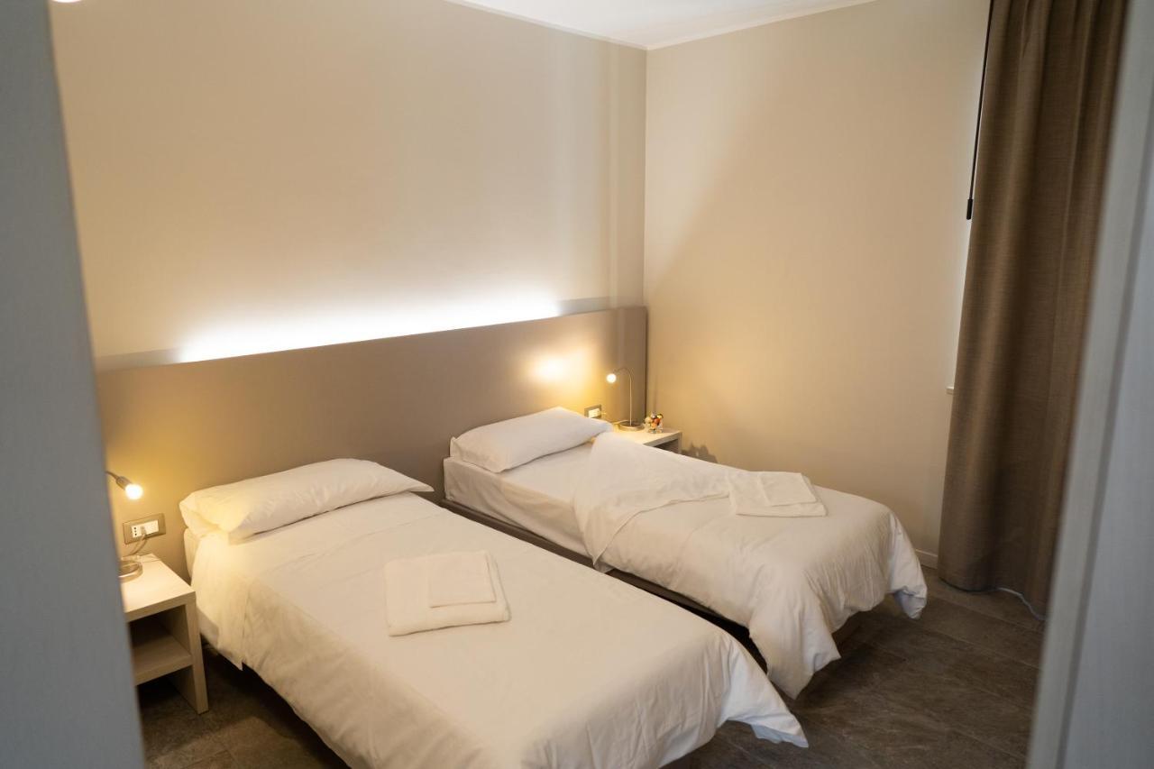 Hotel Europa ดอสโซบัวโน ภายนอก รูปภาพ